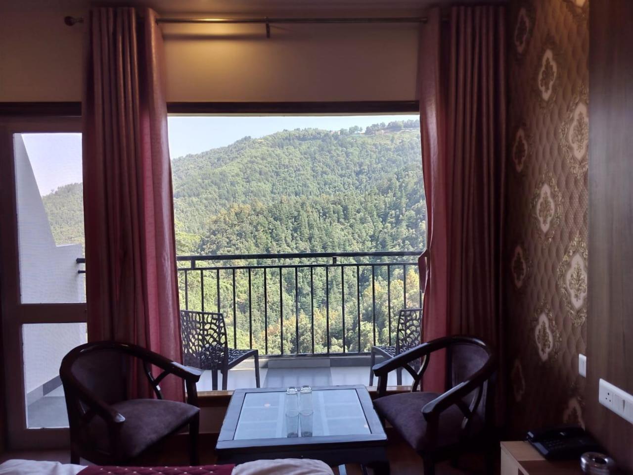 Summer Hill Resort Chail Exteriör bild